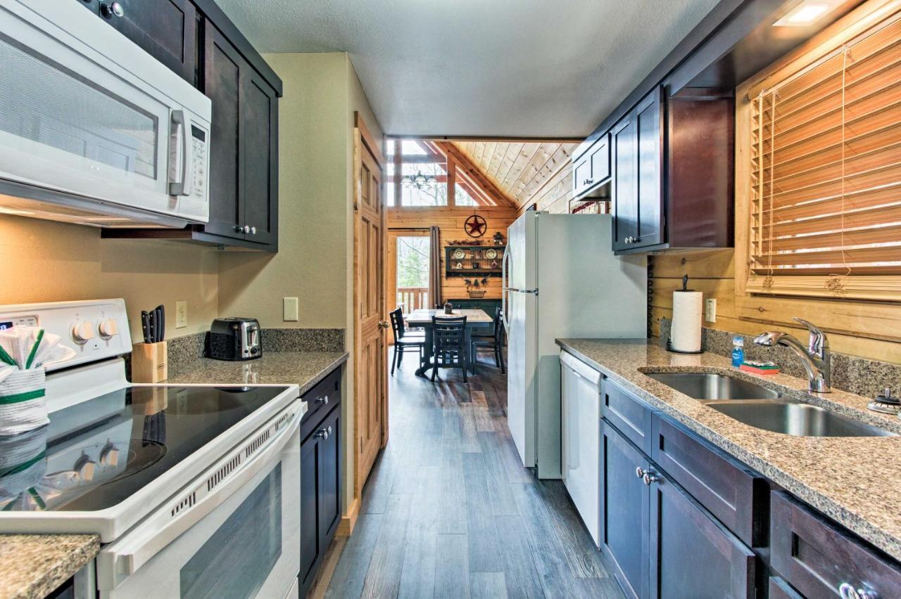 Gatlinburg Mountain Cabin With Grill And Pool Table! Eksteriør bilde